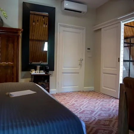 Hotel Monqui Boutique 3*
